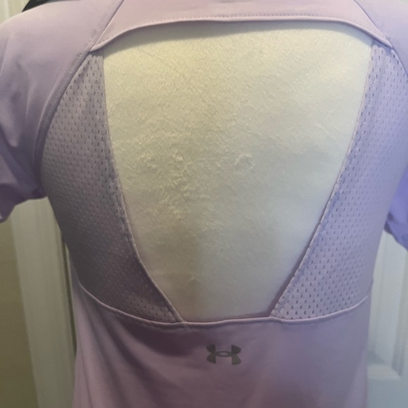 Under Armor light purple shirt - Picture 4 of 9